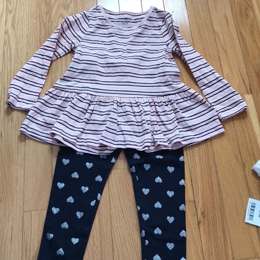 Striped shirt and heart leggings